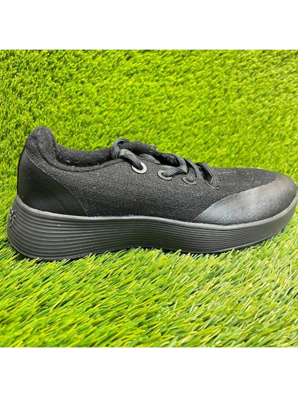 Allbirds Wool Runner Protect Womens Size 8.5 Black Athletic Shoes Sneakers